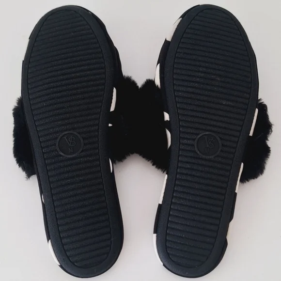 Victoria's Secret polka dot slippers - Picture 4 of 7
